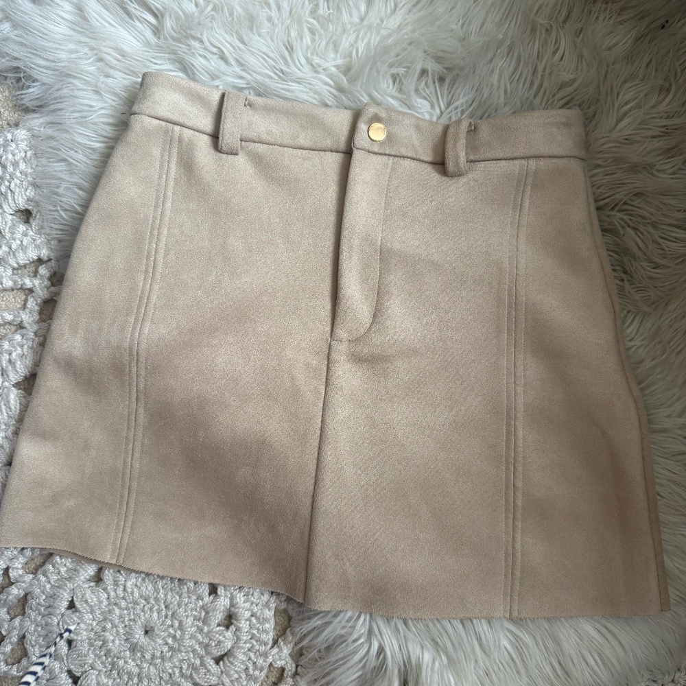 Zara Tan Faux Suede Mini Skirt - Size Medium- Boho Fall Neutral